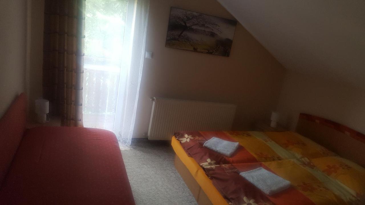 Apartman Zlata Rybka Подгайска Экстерьер фото