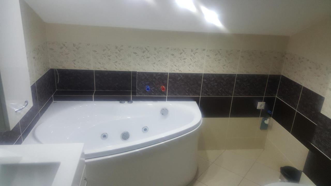 Apartman Zlata Rybka Подгайска Экстерьер фото