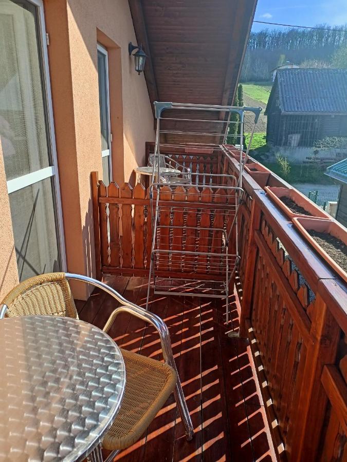 Apartman Zlata Rybka Подгайска Экстерьер фото